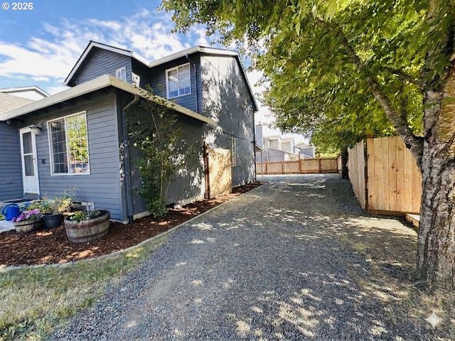 20820 Sw EGGERT Way, Beaverton, OR 97078