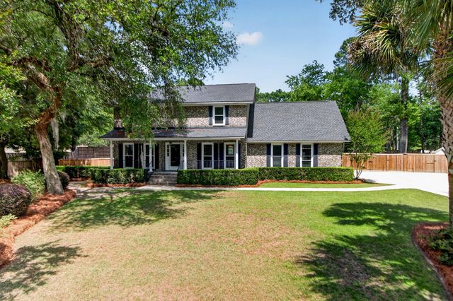 104 Laurens Court, Summerville, SC 29485