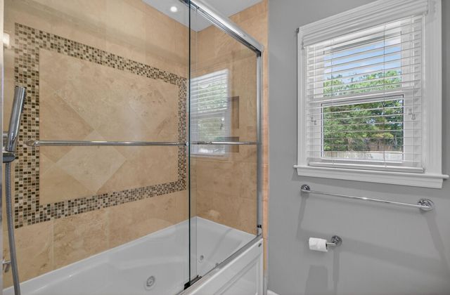 104 Laurens Court, Summerville, SC 29485