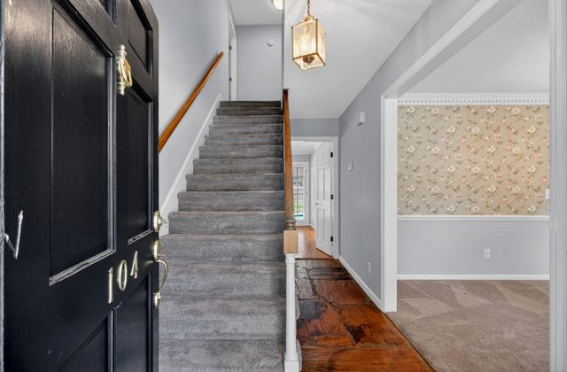 104 Laurens Court, Summerville, SC 29485