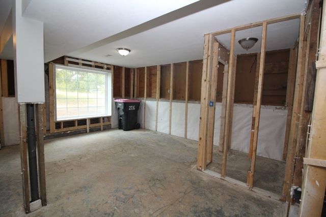 1176 Lafayette Rd, Clarksville, TN 37042