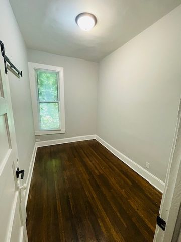 706 S Claremont Avenue, Chicago, IL 60612