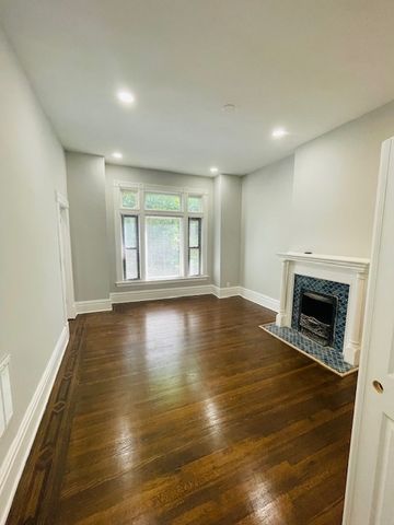 706 S Claremont Avenue, Chicago, IL 60612