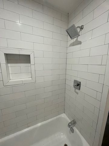 706 S Claremont Avenue, Chicago, IL 60612