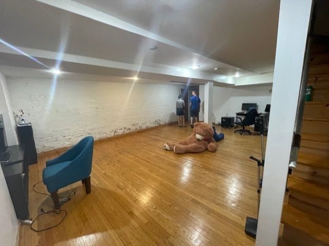 706 S Claremont Avenue, Chicago, IL 60612