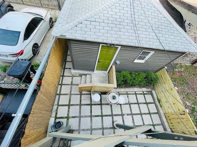 706 S Claremont Avenue, Chicago, IL 60612