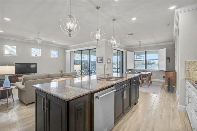 7347 CHESTER TRAIL, Bradenton, FL 34202