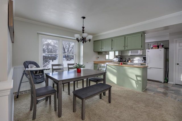 33 W Basswood Lane, Milton, WI 53563