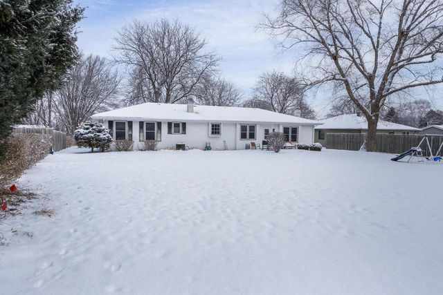 33 W Basswood Lane, Milton, WI 53563