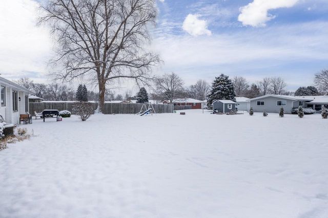 33 W Basswood Lane, Milton, WI 53563