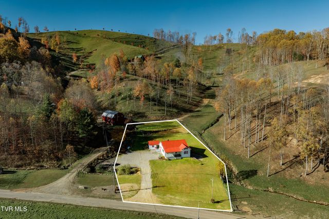 1128 Drakes Creek Road, Trade, TN 37691