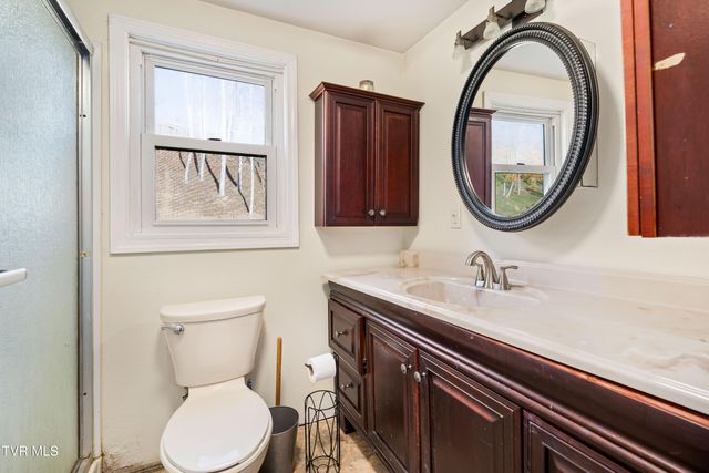1128 Drakes Creek Road, Trade, TN 37691