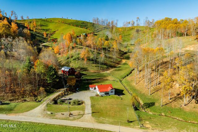 1128 Drakes Creek Road, Trade, TN 37691