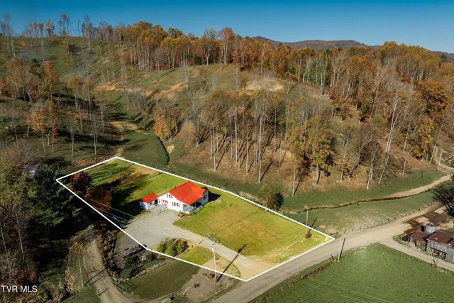1128 Drakes Creek Road, Trade, TN 37691