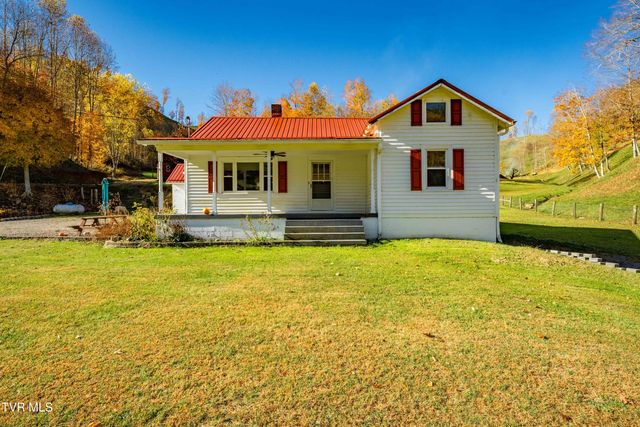 1128 Drakes Creek Road, Trade, TN 37691