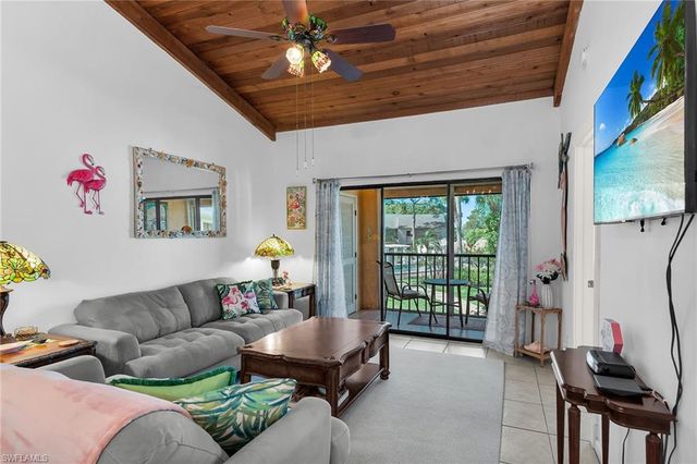 2980 Kings Lake BLVD 2980, Naples, FL 34112