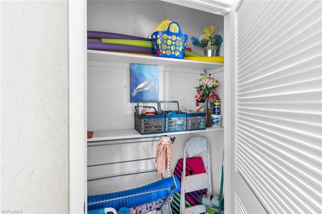 2980 Kings Lake BLVD 2980, Naples, FL 34112