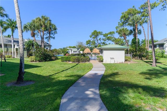2980 Kings Lake BLVD 2980, Naples, FL 34112