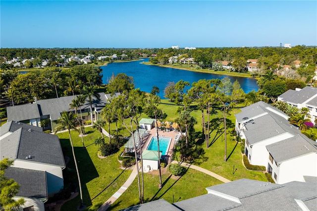 2980 Kings Lake BLVD 2980, Naples, FL 34112