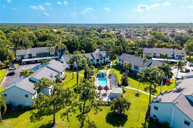 2980 Kings Lake BLVD 2980, Naples, FL 34112