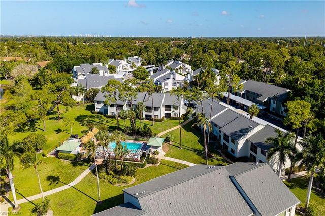 2980 Kings Lake BLVD 2980, Naples, FL 34112