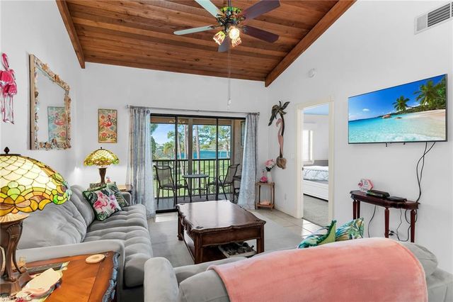 2980 Kings Lake BLVD 2980, Naples, FL 34112