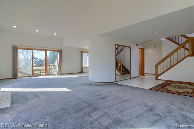 30301 Essex, Farmington, MI 48331