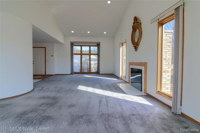 30301 Essex, Farmington, MI 48331