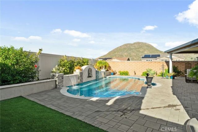 20346 Symphony, Riverside, CA 92507