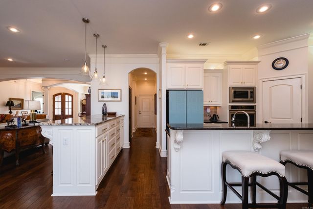 2 Greymoss Cove, Little Rock, AR 72211