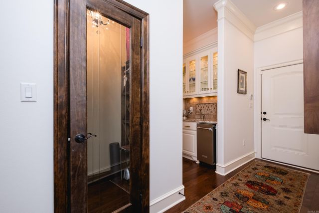 2 Greymoss Cove, Little Rock, AR 72211