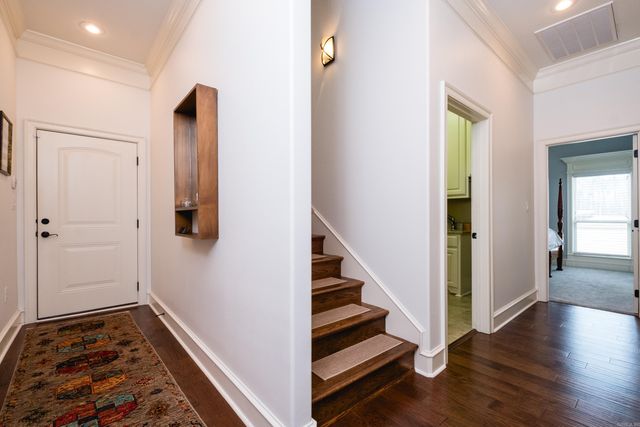 2 Greymoss Cove, Little Rock, AR 72211