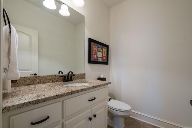 2 Greymoss Cove, Little Rock, AR 72211