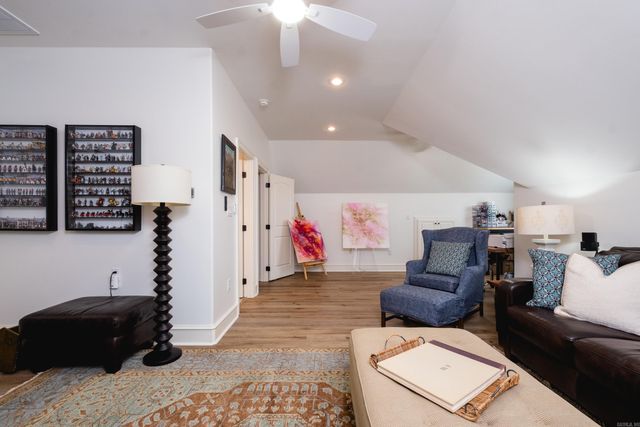 2 Greymoss Cove, Little Rock, AR 72211