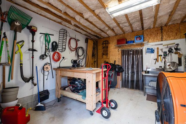 2 Greymoss Cove, Little Rock, AR 72211