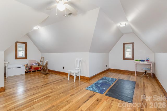 831 Oakland Street, Hendersonville, NC 28791