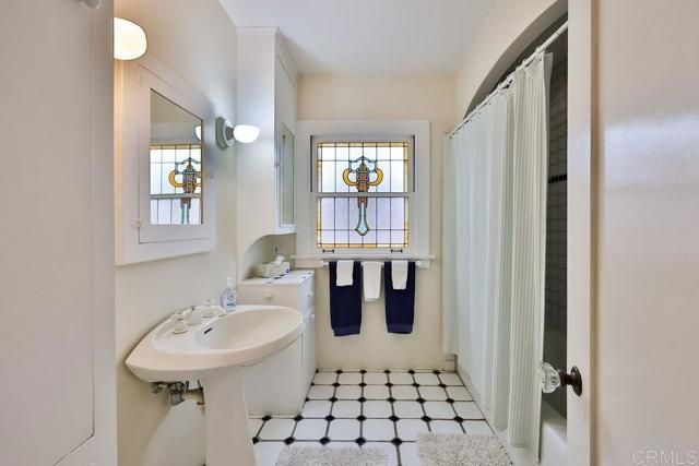 861 G Avenue, Coronado, CA 92118