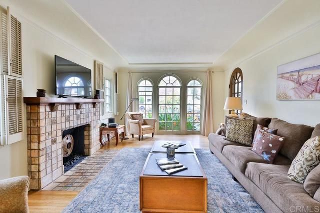 861 G Avenue, Coronado, CA 92118