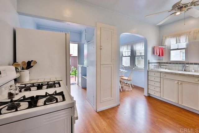 861 G Avenue, Coronado, CA 92118