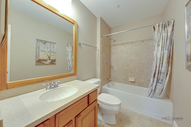 125 N Buffalo Grove Road 407, Buffalo Grove, IL 60089