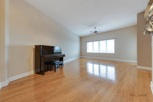 125 N Buffalo Grove Road 407, Buffalo Grove, IL 60089