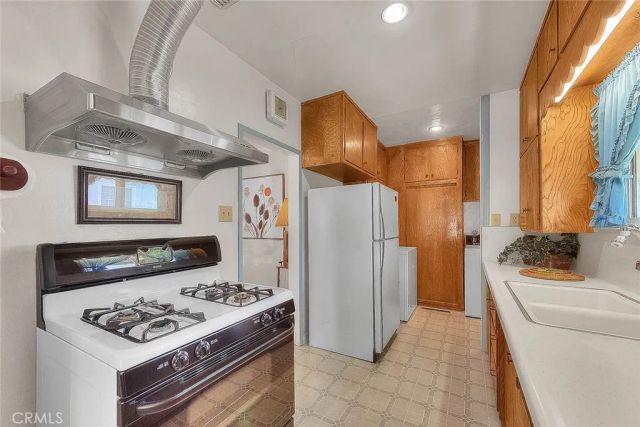 1833 S Chapel, Alhambra, CA 91801