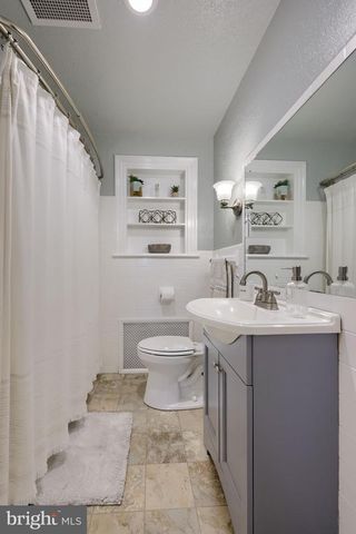 201 W FREDERICK ST, Millersville, PA 17551