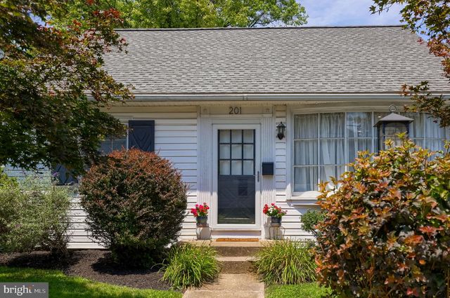 201 W FREDERICK ST, Millersville, PA 17551