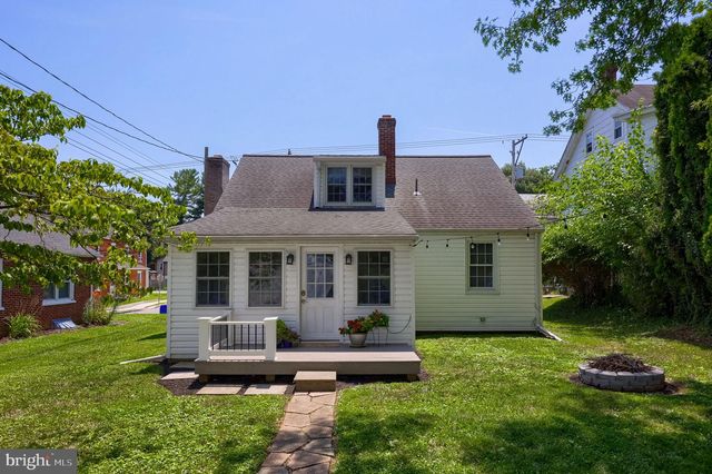 201 W FREDERICK ST, Millersville, PA 17551