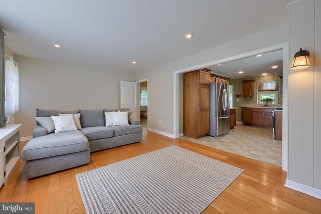 201 W FREDERICK ST, Millersville, PA 17551