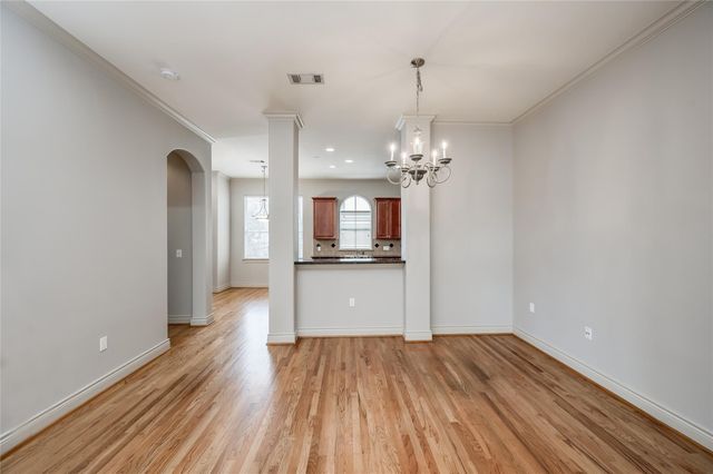 315 Sandman Street, Houston, TX 77007