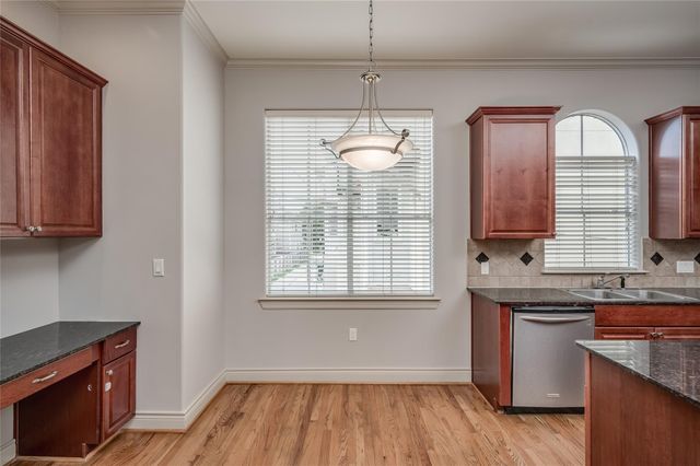 315 Sandman Street, Houston, TX 77007