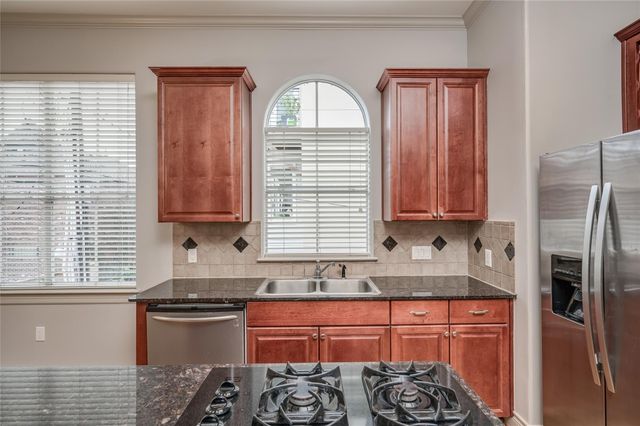 315 Sandman Street, Houston, TX 77007