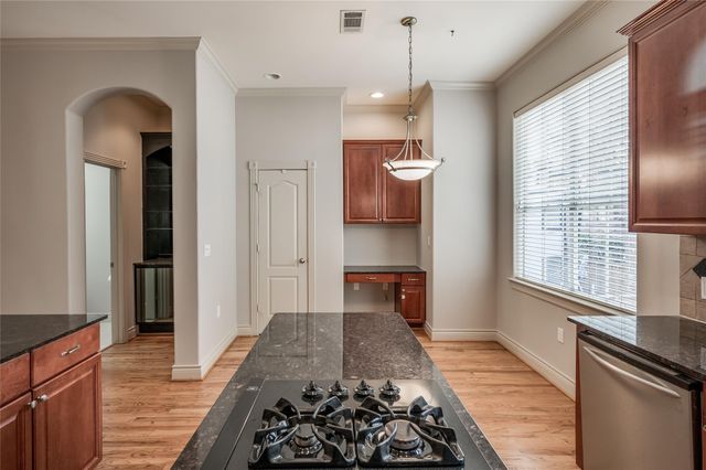315 Sandman Street, Houston, TX 77007